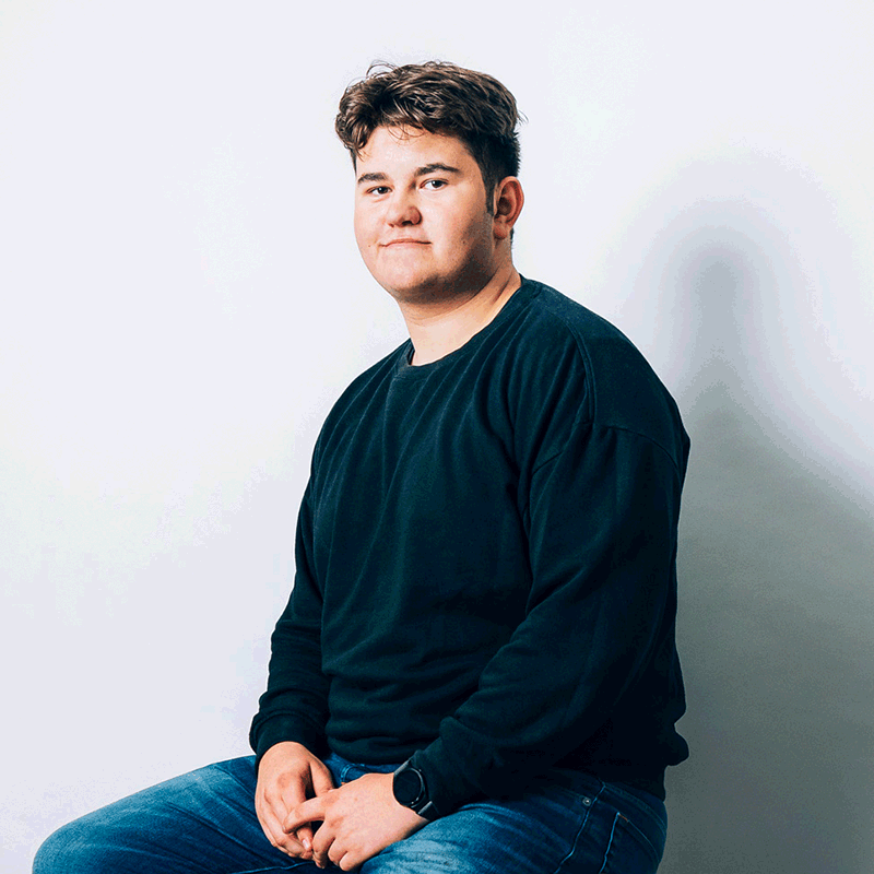 Seine Ausbildung zum Fachinformatiker Systemintegration wird Lars Kramer voraussichtlich im Jahr 2027 beenden.