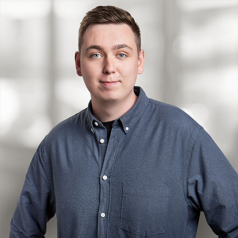 Vincent Großmann ist Auszubildender bei dualutions. Vincent Großmann ist Auszubildender bei dualutions.